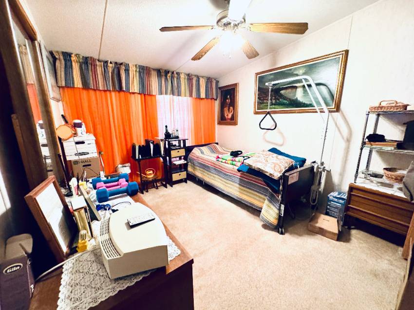 169 Lake Michigan Drive a Mulberry, FL Mobile or Manufactured Home for Sale